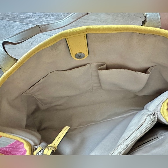 Coach Signature 'C' Legacy Striped Tote Bag Satchell Pink and Yellow - Picture 5 of 16